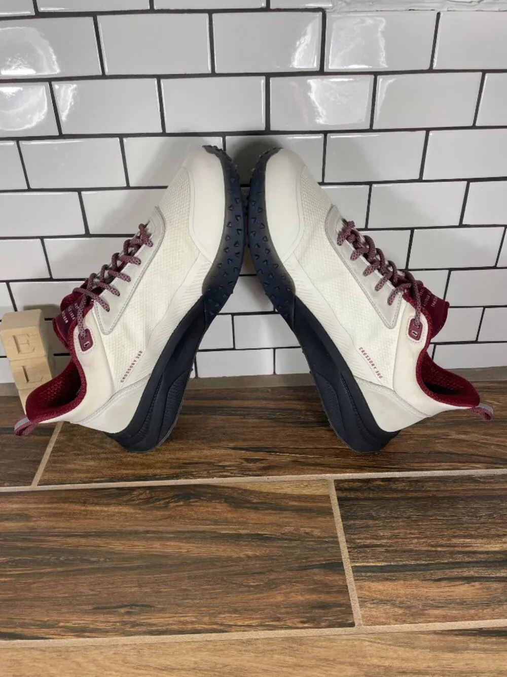 Municipal Sportcross ATG Golf Shoes Mens 11 Natural Cardinal Spikeless Sneakers